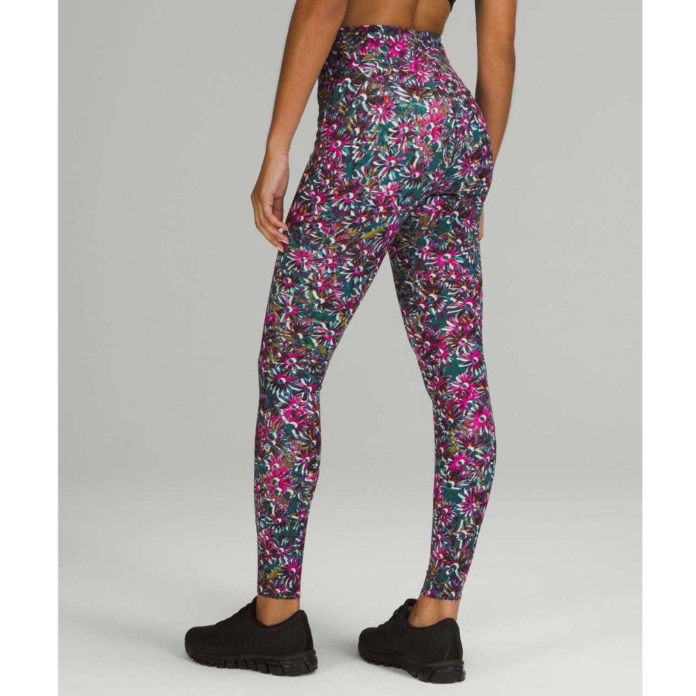Lululemon Base Pace High-Rise Tight 28" Brushed / Size 6 / Floral Electric Run